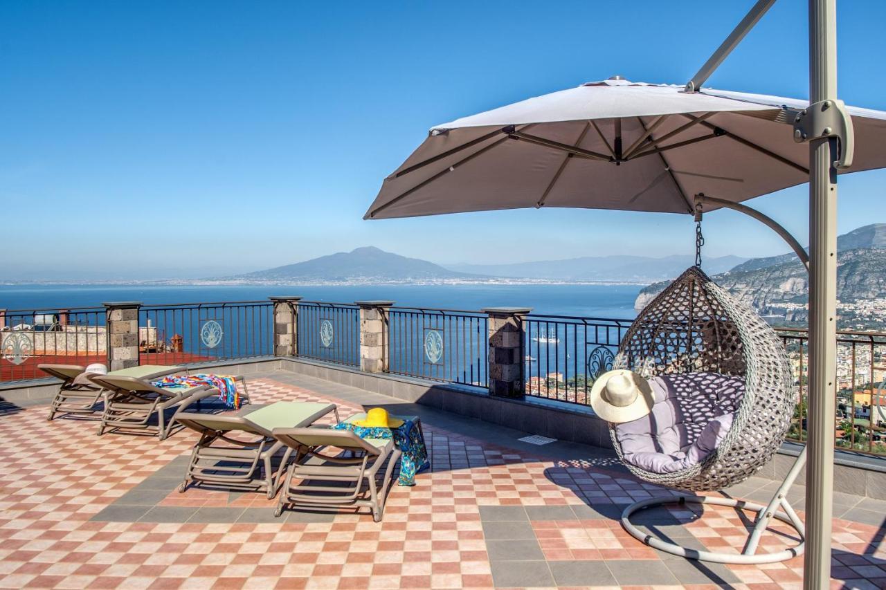 Villa Caruso Private Heated Pool & Sea View Península Sorrentina Exterior foto