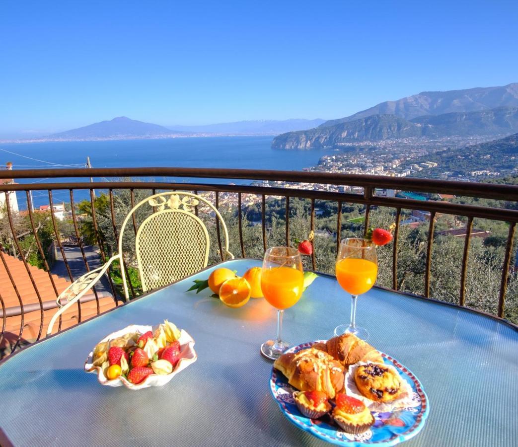 Villa Caruso Private Heated Pool & Sea View Península Sorrentina Exterior foto